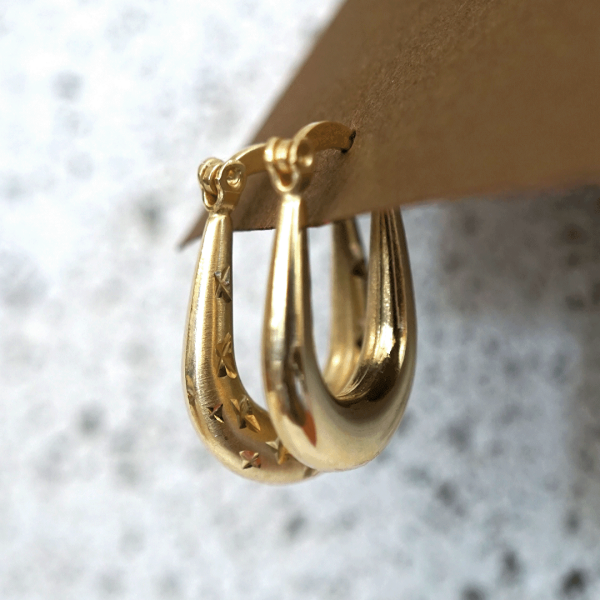 Yıldız Parıltılı Halka Küpe