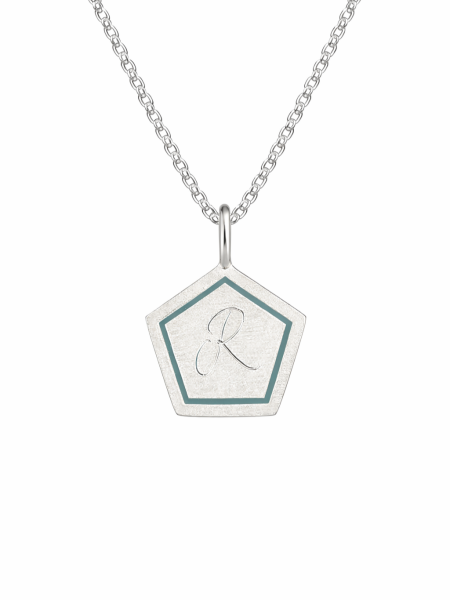 Altıgen Harf Kolye – Mine Detaylı | Gümüş