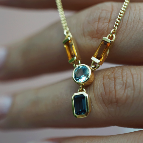 Ocean Glow – Renkli Doğal Taş Kolye | Altın