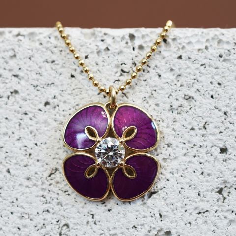 Mor Mine Çiçek Kolye – Swarovski Taşlı Zarif Tasarım