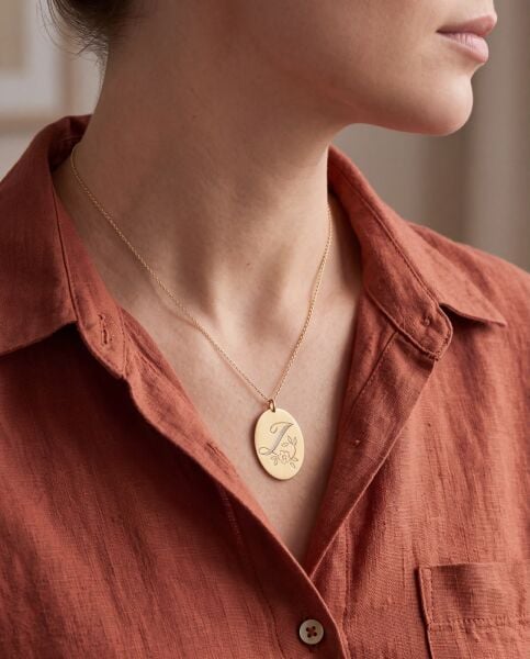 Blossom Monogram Altın Kolye Ucu